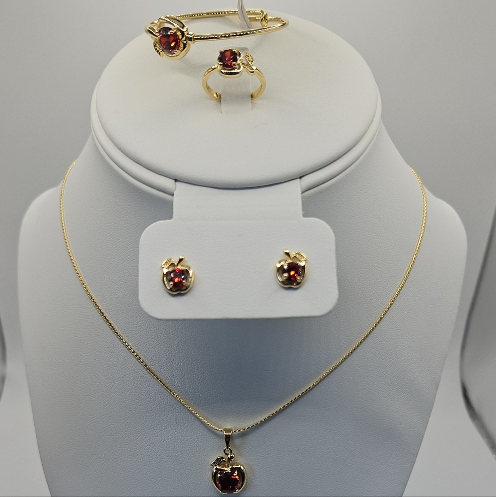 Elegant Gold and Red Jewelry Set